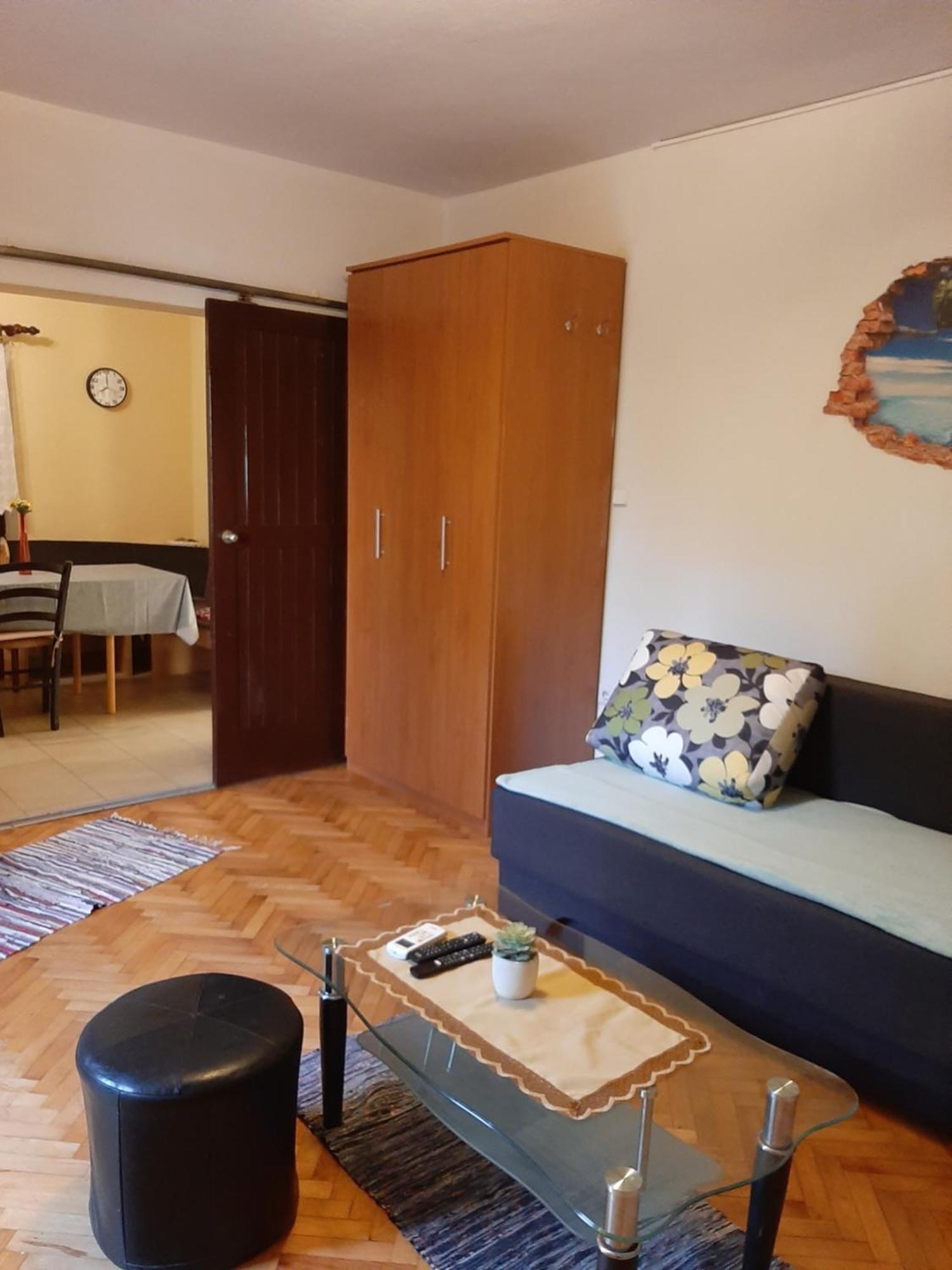 Apartmani Marija ポヴリャナ 部屋 写真